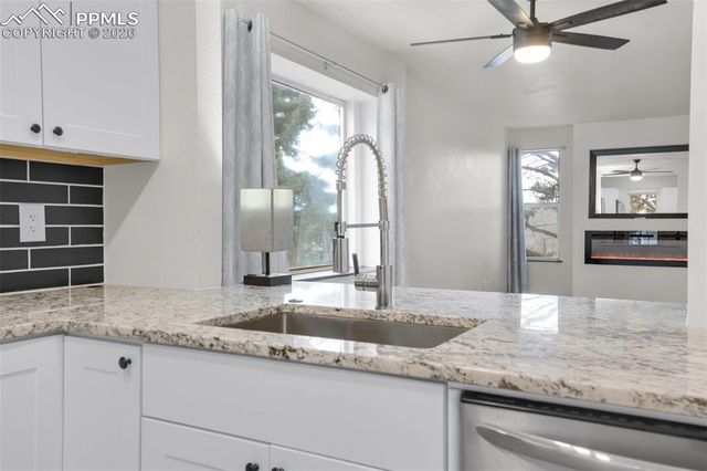 532 Shady Crest Circle, Colorado Springs, CO 80916