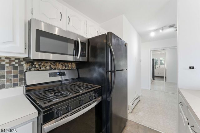 1616 74Th St, North Bergen Twp., NJ 07047