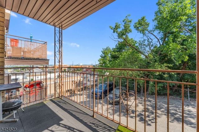 1616 74Th St, North Bergen Twp., NJ 07047