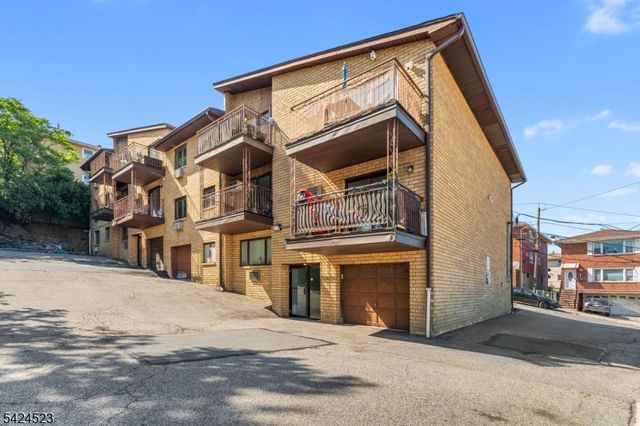 1616 74Th St, North Bergen Twp., NJ 07047