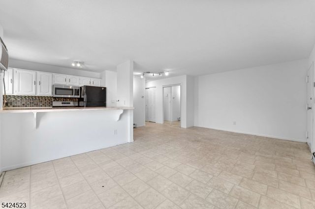 1616 74Th St, North Bergen Twp., NJ 07047