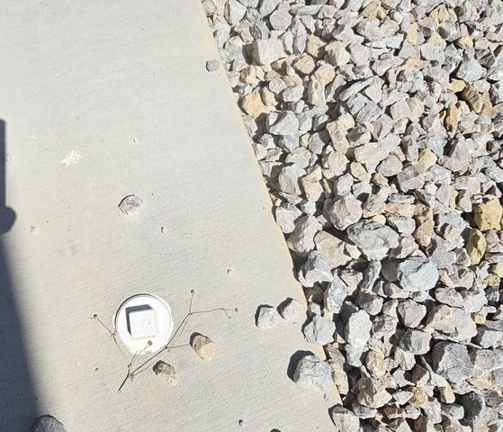 2475 Hardin Bottom River Rd, Clifton, TN 38425