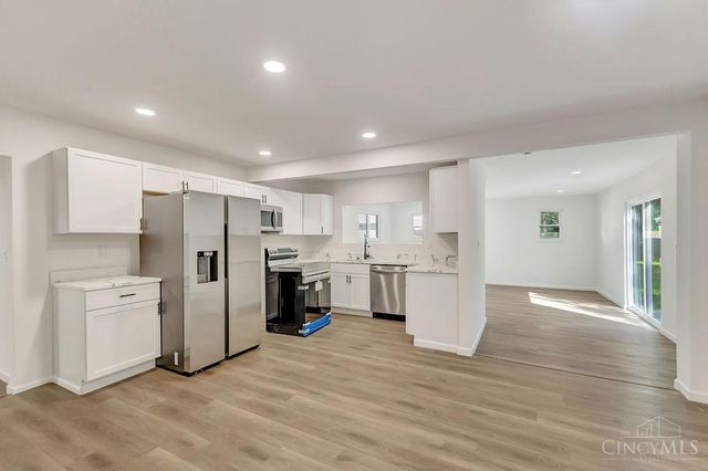 1073 Cedar Drive, Miami Twp, OH 45150