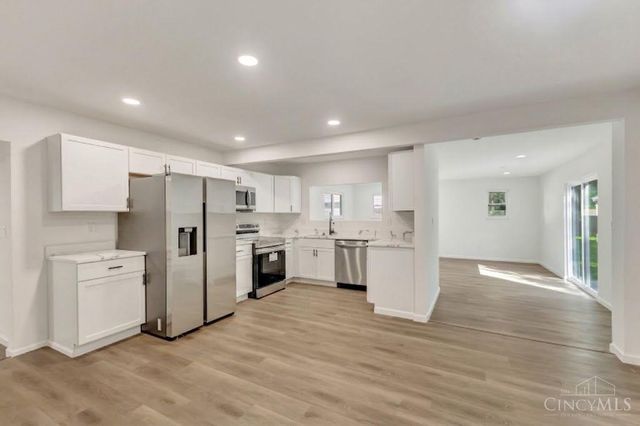 1073 Cedar Drive, Miami Twp, OH 45150