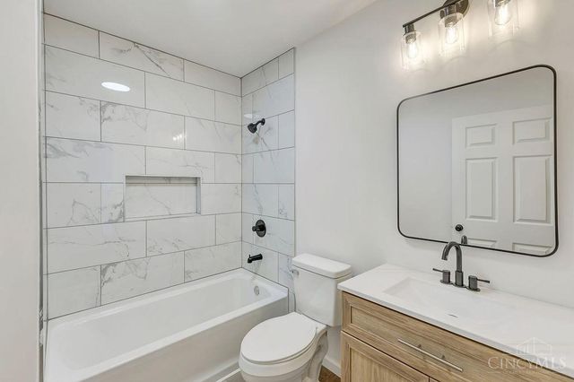 1073 Cedar Drive, Miami Twp, OH 45150