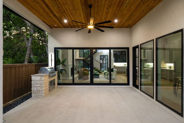 8718 San Benito Way, Dallas, TX 75218