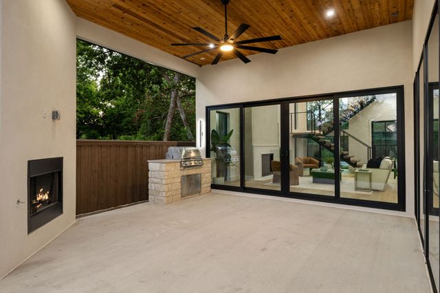8718 San Benito Way, Dallas, TX 75218