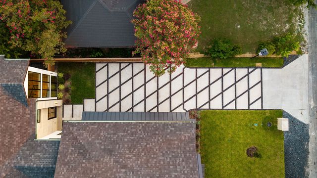 8718 San Benito Way, Dallas, TX 75218