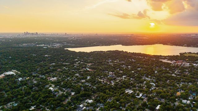 8718 San Benito Way, Dallas, TX 75218