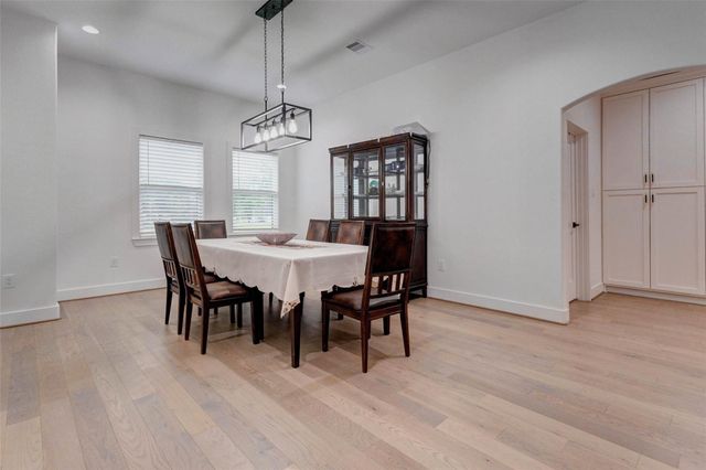 8617 Kari Court, Jersey Village, TX 77040