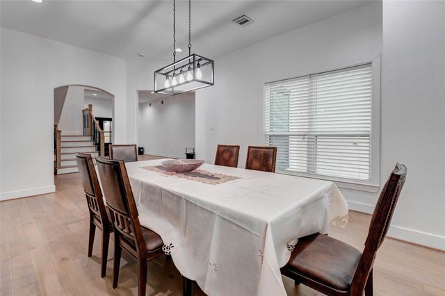 8617 Kari Court, Jersey Village, TX 77040