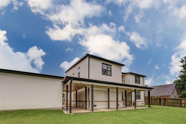 8617 Kari Court, Jersey Village, TX 77040