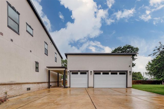 8617 Kari Court, Jersey Village, TX 77040