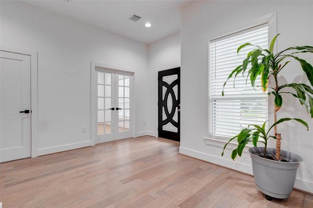 8617 Kari Court, Jersey Village, TX 77040