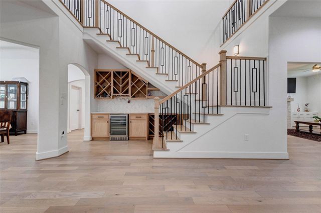 8617 Kari Court, Jersey Village, TX 77040