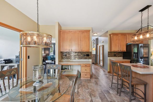 2590 Hennig Road, Hampshire, IL 60140