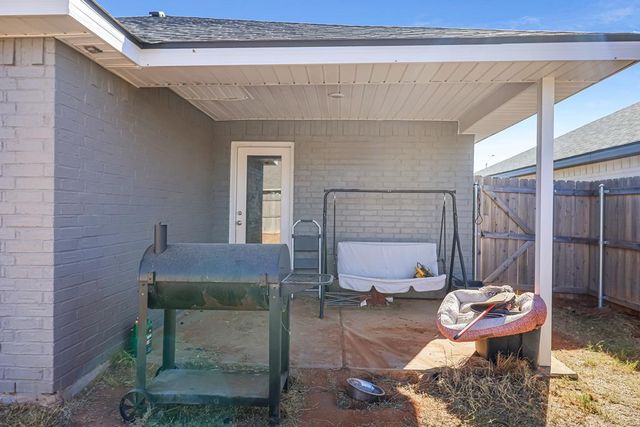 1211 Bourbon St, Odessa, TX 79765