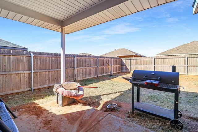 1211 Bourbon St, Odessa, TX 79765