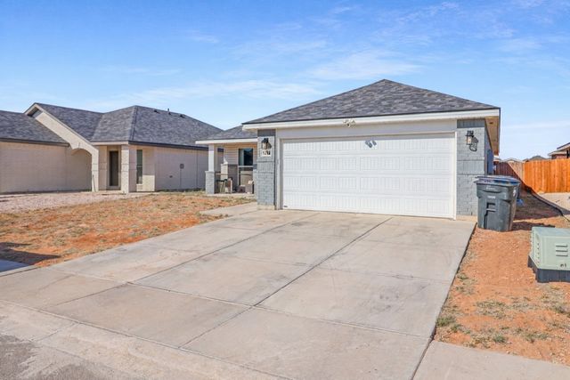 1211 Bourbon St, Odessa, TX 79765