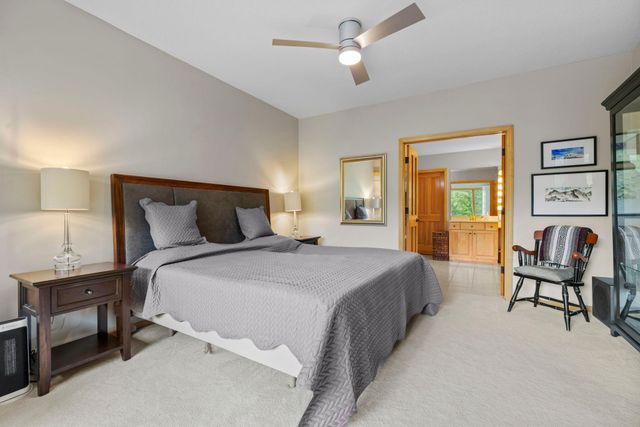 11460 Fairfield Road W 103, Minnetonka, MN 55305