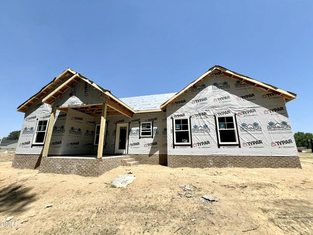 308 Creeks Edge Drive, Pikeville, NC 27863