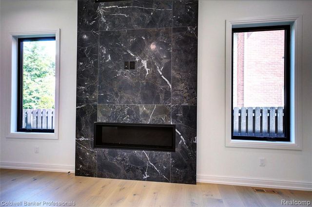 394 S Glenhurst Drive, Birmingham, MI 48009