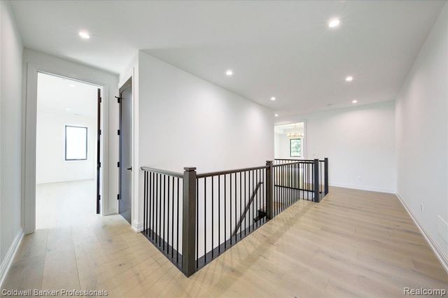 394 S Glenhurst Drive, Birmingham, MI 48009