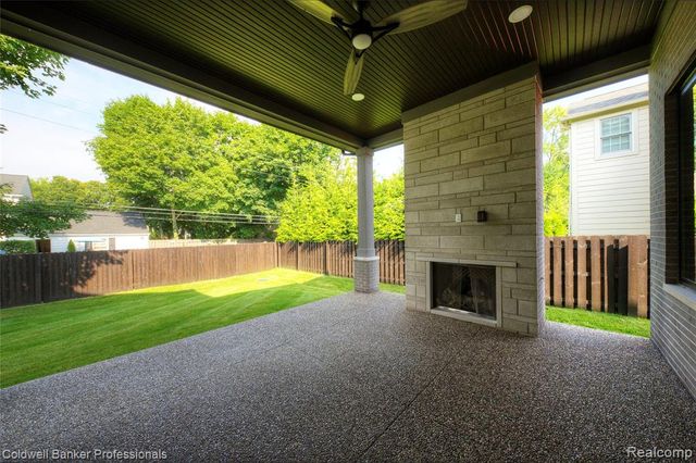 394 S Glenhurst Drive, Birmingham, MI 48009