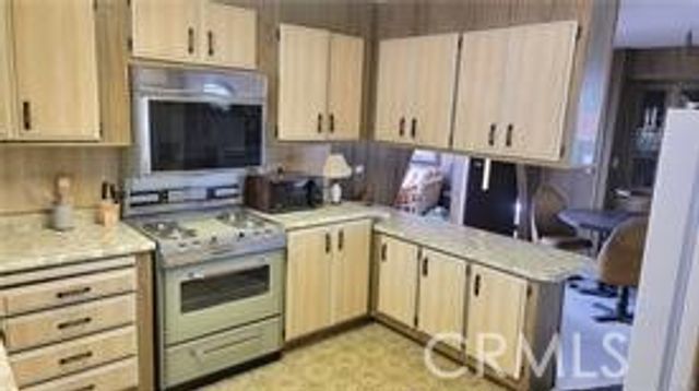 39027 Moronga Canyon Drive, Palm Desert, CA 92260