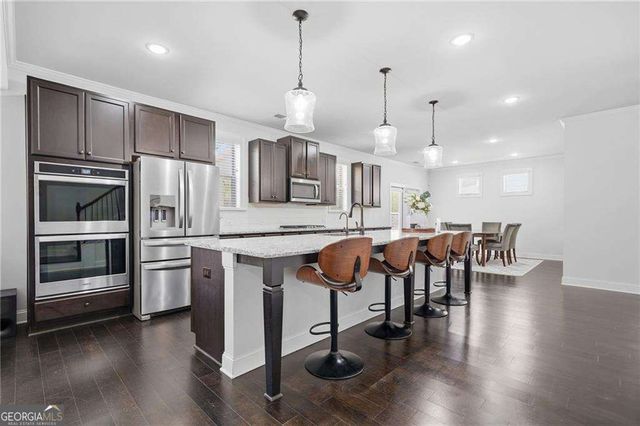 5560 Mirror Lake Drive, Cumming, GA 30028