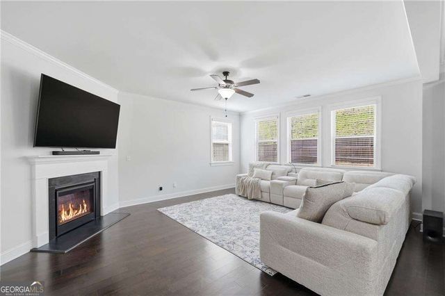 5560 Mirror Lake Drive, Cumming, GA 30028