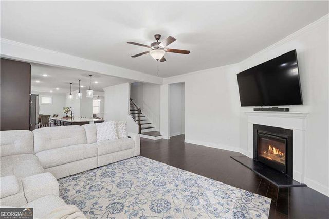 5560 Mirror Lake Drive, Cumming, GA 30028