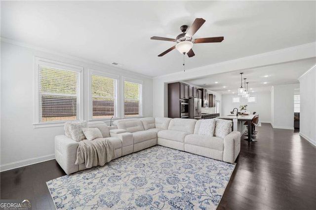 5560 Mirror Lake Drive, Cumming, GA 30028