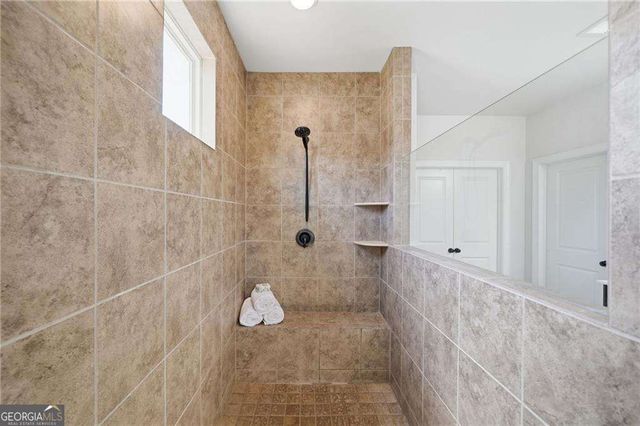 5560 Mirror Lake Drive, Cumming, GA 30028