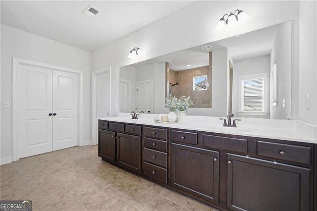 5560 Mirror Lake Drive, Cumming, GA 30028