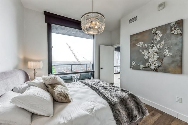 70 Rainey ST 1703, Austin, TX 78701