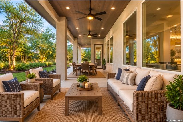 114 CR 6875, Natalia, TX 78059
