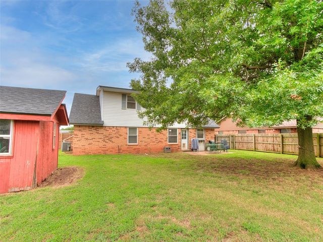 805 Mallard Avenue, Edmond, OK 73003