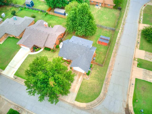 805 Mallard Avenue, Edmond, OK 73003