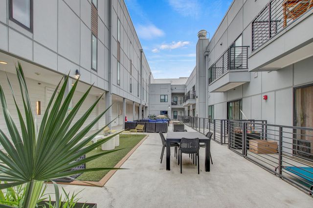 2220 Webberville RD 225, Austin, TX 78702