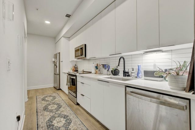 2220 Webberville RD 225, Austin, TX 78702