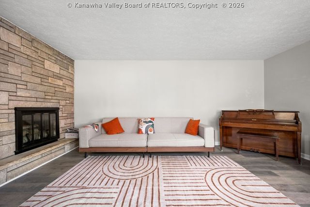 411 46th Street Se, Charleston, WV 25304