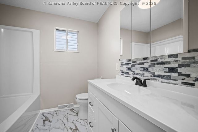 411 46th Street Se, Charleston, WV 25304