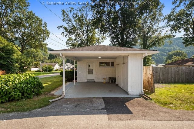 411 46th Street Se, Charleston, WV 25304
