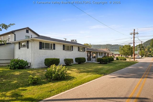411 46th Street Se, Charleston, WV 25304