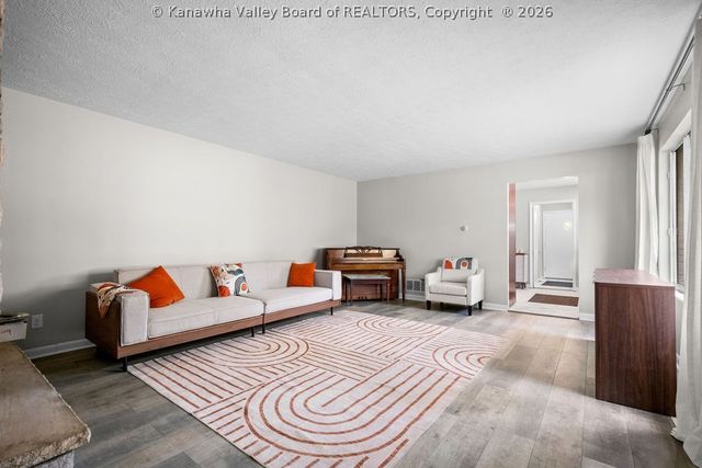 411 46th Street Se, Charleston, WV 25304