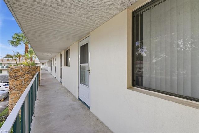 347 Joel BLVD 203, Lehigh Acres, FL 33936