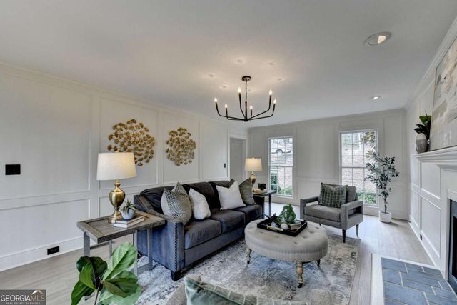 8155 Willow Tree Way, Alpharetta, GA 30005