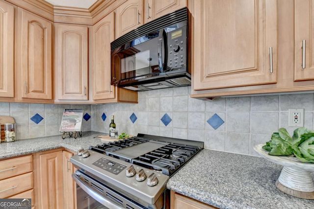 8155 Willow Tree Way, Alpharetta, GA 30005