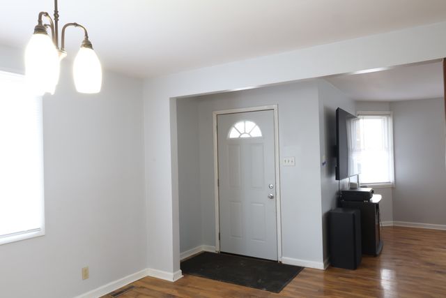 312 N Center Avenue, Bradley, IL 60915